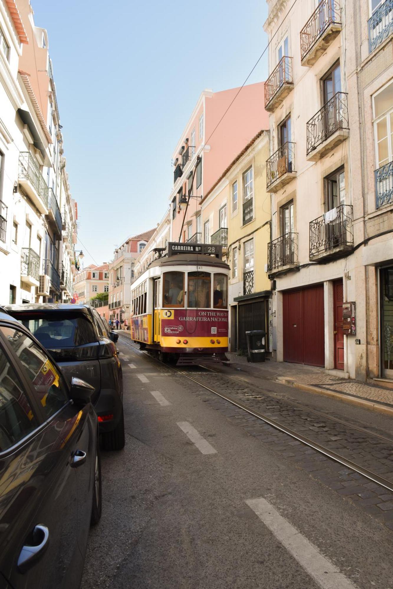 S. Bento Studio W/ Garage Lisbon Bagian luar foto